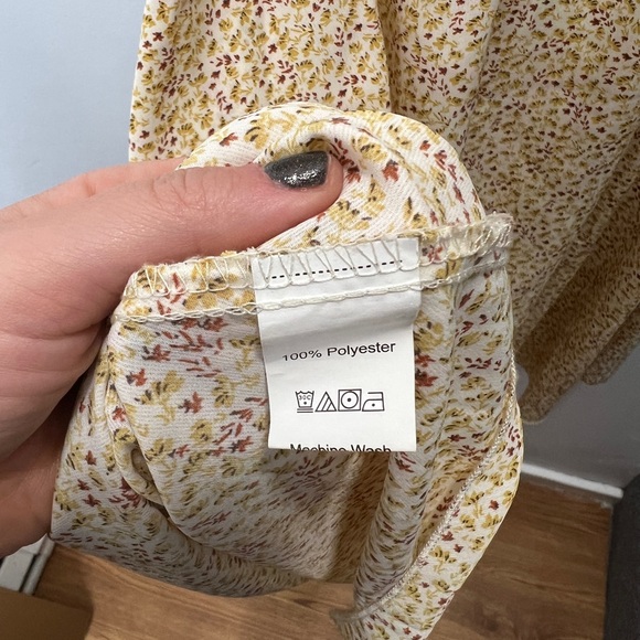 Yellow floral midi cottagecore retro style dress - Picture 7 of 7